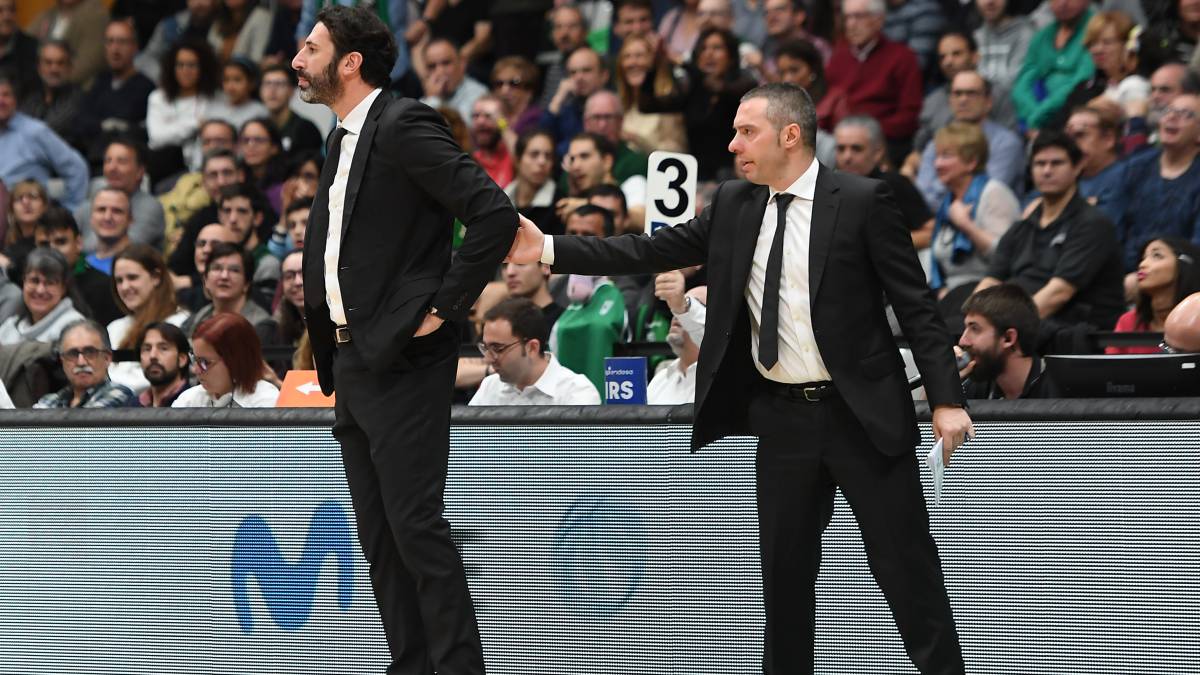 Bilbao Basket | El Bilbao Basket Pasa Página Con Los árbitros Y Mira Al ...