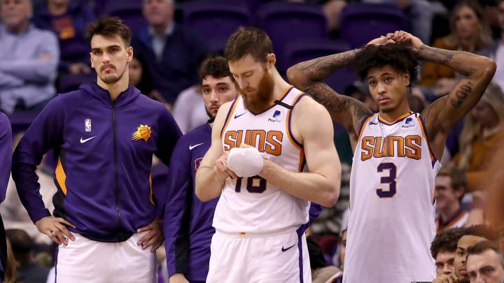 Desastre de los Suns para complicarse aún más los playoffs