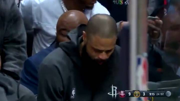 La NBA no suspende y la consecuencia es esta: jugadores llorando en la banda y 24" de homenaje en el Spurs-Raptors