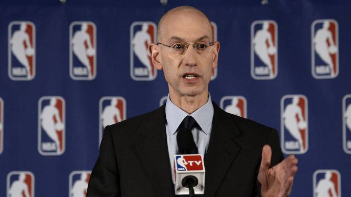 Adam Silver, comisionado de la NBA, durante una comparecencia