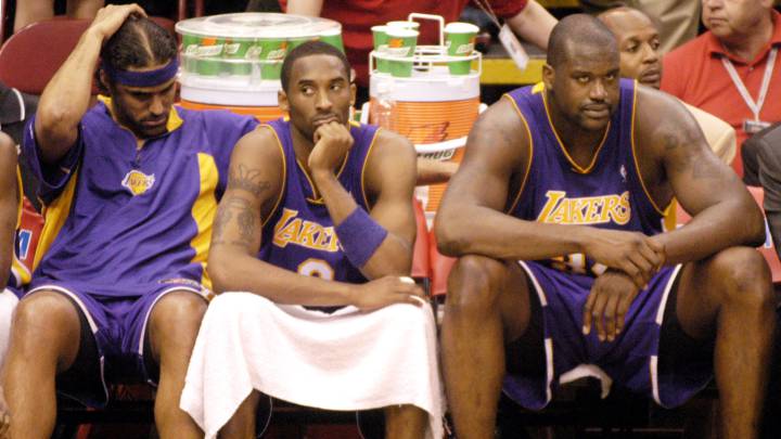 Kobe Bryant y Shaquille O\'Neal durante un partido de la NBA de Los Ángeles Lakers