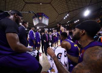 El Barcelona puede pasar de 15 a 13 jugadores por la crisis