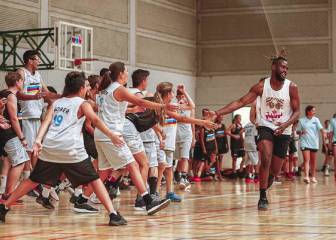 Anna Cruz, Marta Xargay y los actores de Campeones, en el Campus WOB de Málaga