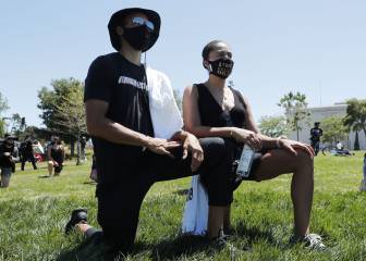 Stephen Curry y Klay Thompson se unen a las protestas