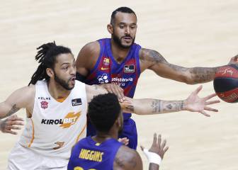 El Barcelona vence, sufriendo, ante el Baskonia