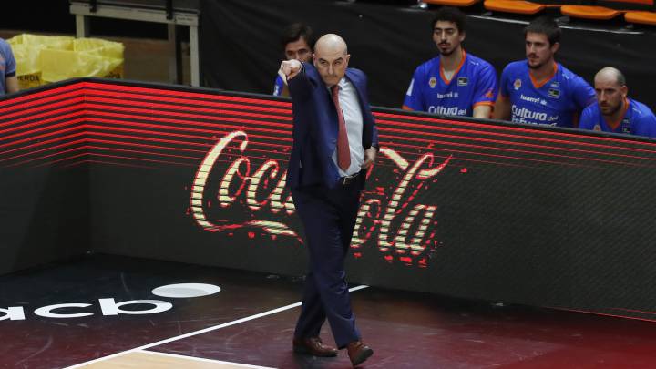 El Valencia Basket decide renovar a Ponsarnau una temporada