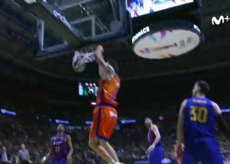 Lógico que se fijen en él: el show de Tobey contra el Barça en la Copa