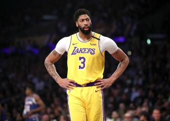 Davis sigue la estela de LeBron y llevará su nombre en la espalda