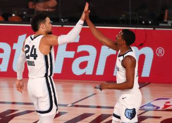 Los Grizzlies rugen a tiempo y se aferran a la octava posición