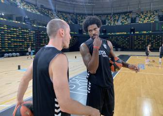 Rousselle-Balvin, portavoces del vestuario en el nuevo Bilbao