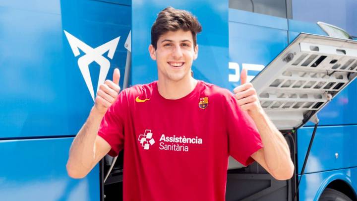 Leandro Bolmaro renueva con el Barcelona hasta junio de 2023