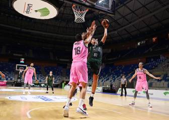 Mirotic y Abrines rompen a un Unicaja que aguantó un tiempo