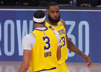 Davis brilla y LeBron lidera para dejar las Finales a un triunfo