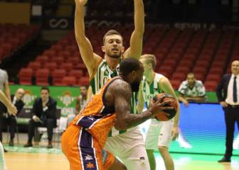 El Betis se estrena a costa de un fatigado Valencia