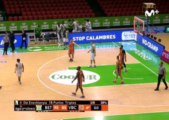 El Betis vence al Valencia y se apunta el primer triunfo del curso