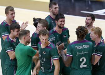 La plantilla del Unicaja da negativo y jugará mañana