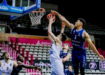 Pérez y Senglin lideran el triunfo de la resurrección del Andorra