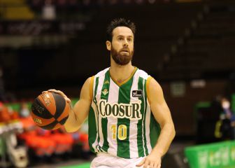 Pablo Almazán, capitán del Betis, se fractura el brazo derecho