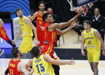 España se impone a Rumanía y cierra su clasificación