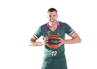 La mala suerte se ceba con Dragan Milosavljevic: otra vez operado