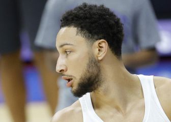 Los 76ers ponen a Simmons en el mercado para llevarse a Harden