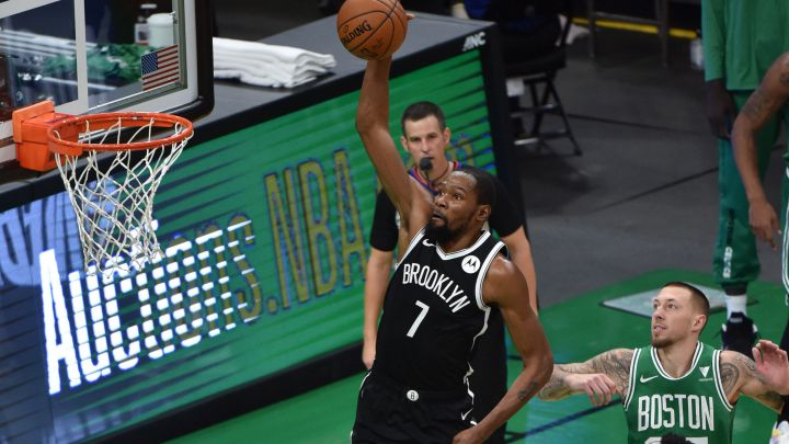 Kevin Durant impresiona y los Nets destrozan a los Celtics AS