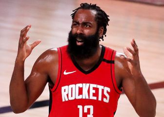 Tensión en Houston: Harden le tira un pelotazo a un novato