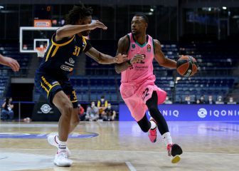 Higgins y Calathes guían al Barça hasta una cómoda victoria