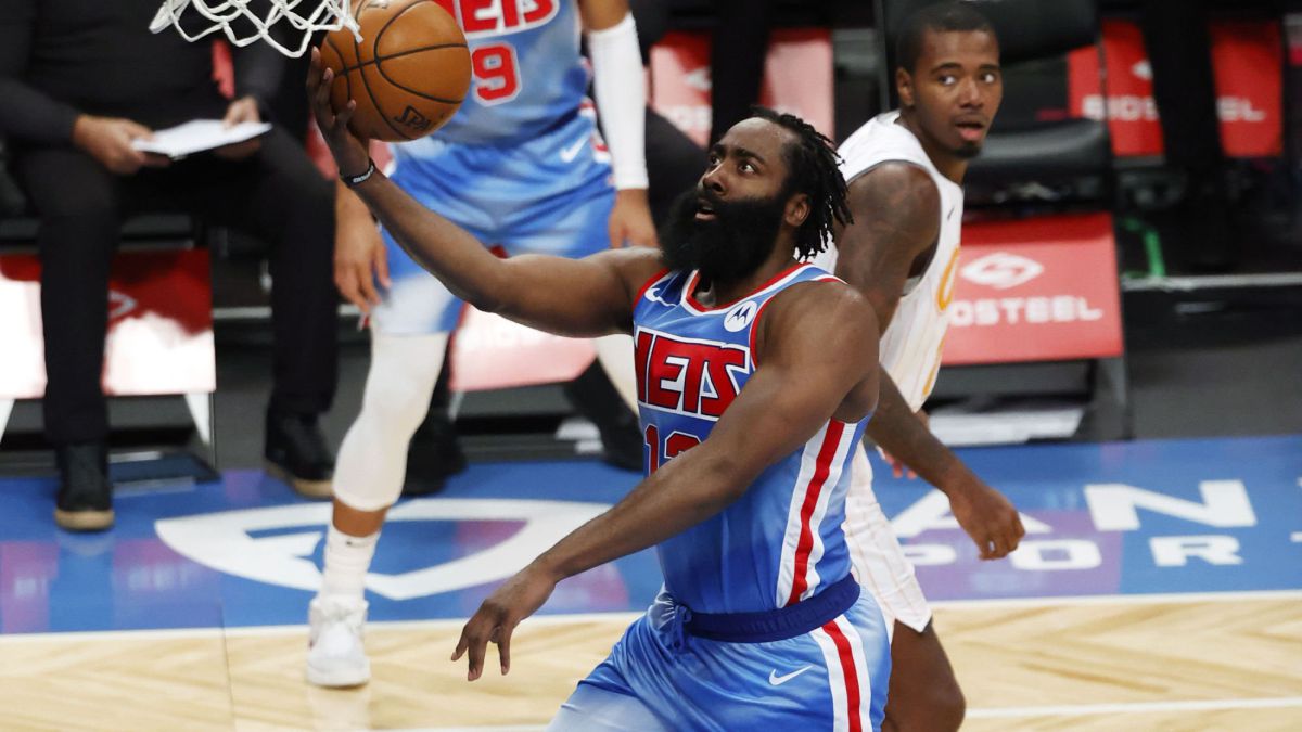 James Harden show with the Nets: triple-double and 74 points with Durant
