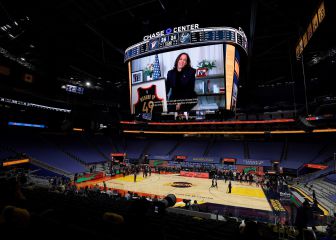 Los Warriors dan la bienvenida a Kamala Harris
