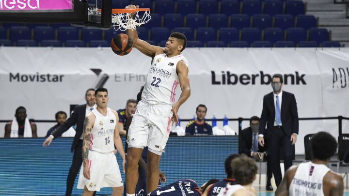 Tavares sentencia con un triple