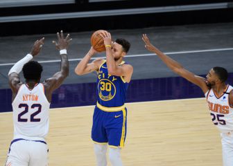 Curry se queda solo ante el peligro y los Suns lo saben aprovechar