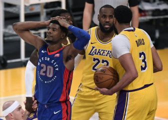 LeBron James evita un ridículo