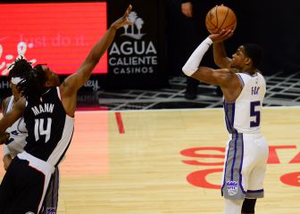 Fox (36) alecciona a Kawhi