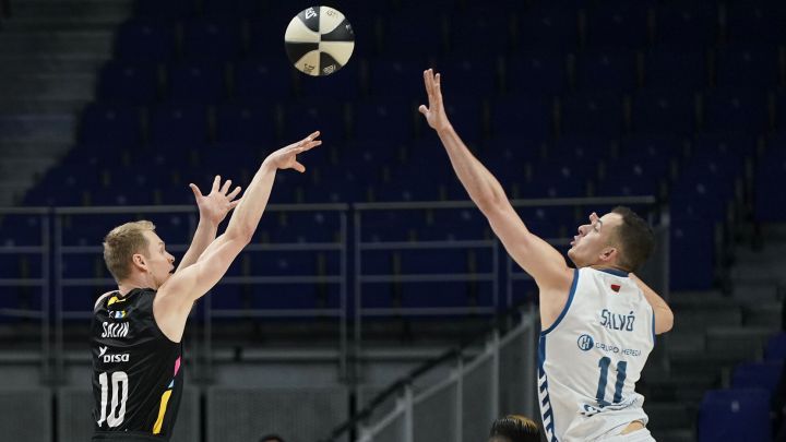 El Lenovo Tenerife alcanza los cuartos tras ganar al Burgos