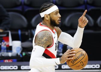Carmelo Anthony sale al rescate de un Lillard ahogado en ataque