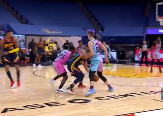 Había fallado él solito ¡15 triples! Último minuto de la prórroga, 109-109 y Curry hace esto
