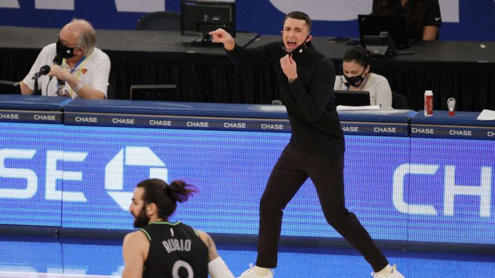 Se acabó la paciencia en Minnesota: Saunders, despedido