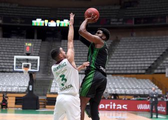 El Unicaja toma Badalona y el Joventut se complica el pase