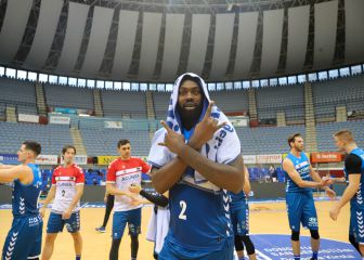 El Gipuzkoa saca los colores al Valencia y cree en el milagro