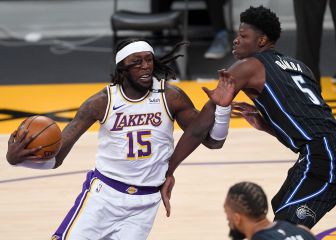 Los Lakers sobreviven sin gloria
