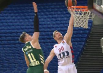 Gran partido del Baskonia para hacerse con la victoria en Atenas
