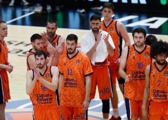 El Valencia despierta muy tarde y vuelve a depender de terceros