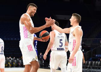 Tavares está bastante tocado, pero juega esta noche