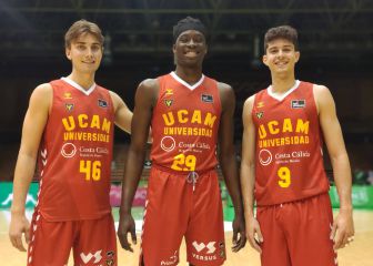 Alex Antetokounmpo realiza su debut en la Liga con el Murcia