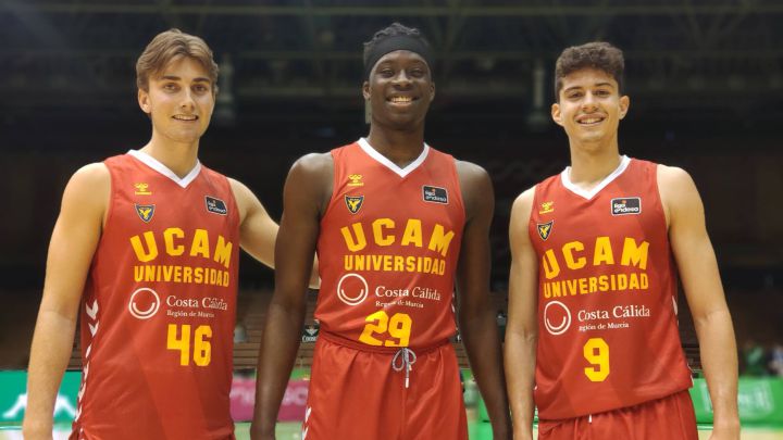 Noah Churchill, Alex Antetokounmpo e Ismael Corraliza, canteranos del UCAM Murcia en Sevilla.