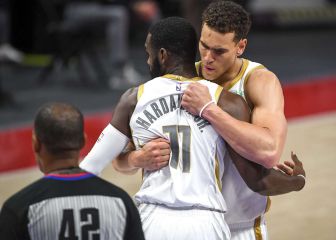 Hardaway Jr se viste de Doncic y los Mavs aprietan a los Lakers