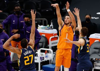 Nuevo líder en la NBA: los Suns de Booker y Chris Paul, al mando