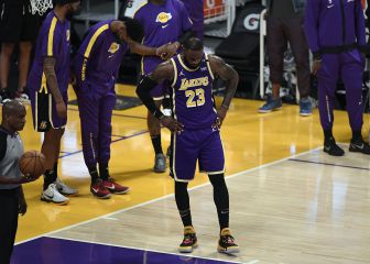 El regreso de LeBron no evita un rídiculo infame de los Lakers
