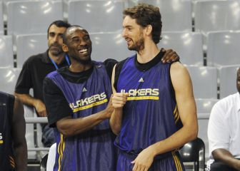 Pau, con Kobe en el Hall of Fame